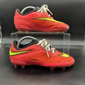 Nike Hypervenom Phelon Futbol Soccer Youth Size 2.5Y (599062-690) Womens size 4